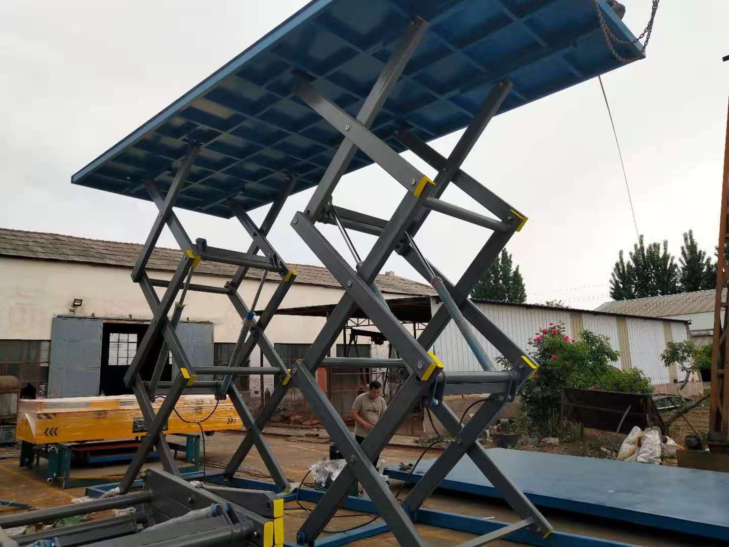 固定剪叉式液壓升降作業(yè)(yè)平臺