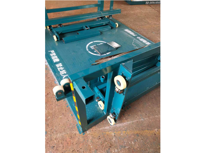 鏈條導(dǎo)軌式液壓升降作業(yè)平臺